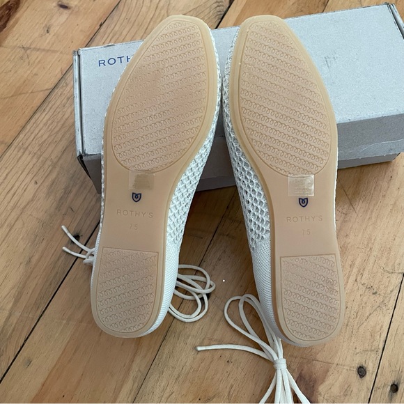 BNIB Rothy’s Square Wrap in Blanc  Mesh Size Size 7.5 - Picture 3 of 3